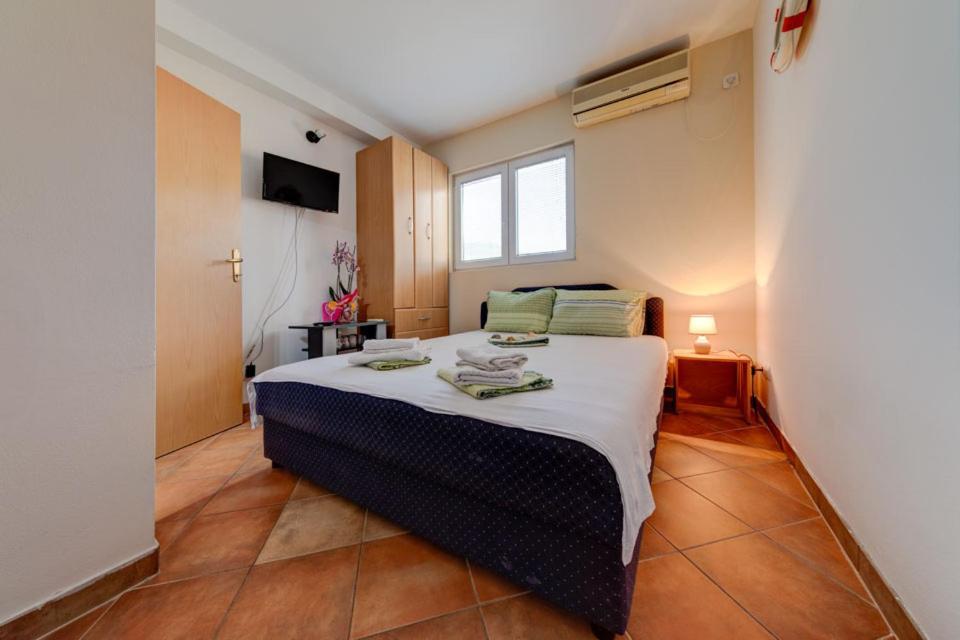 Sunny Grapes Apartments บุดวา ห้อง รูปภาพ